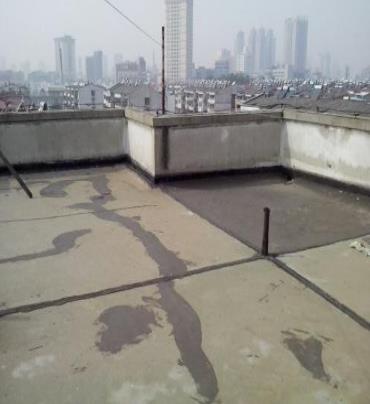 猇亭漏水维修 楼顶漏水是什么原因，楼顶漏水维修方法是什么?
